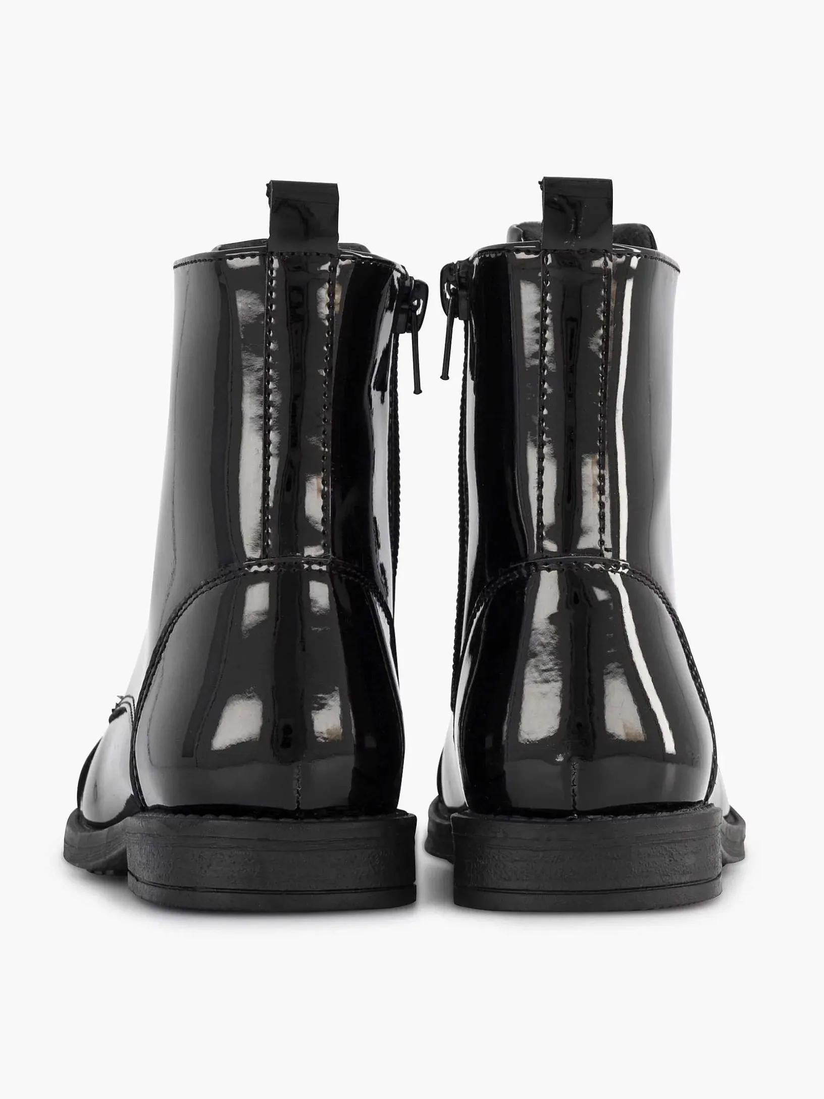Zwarte Veterboot Lak